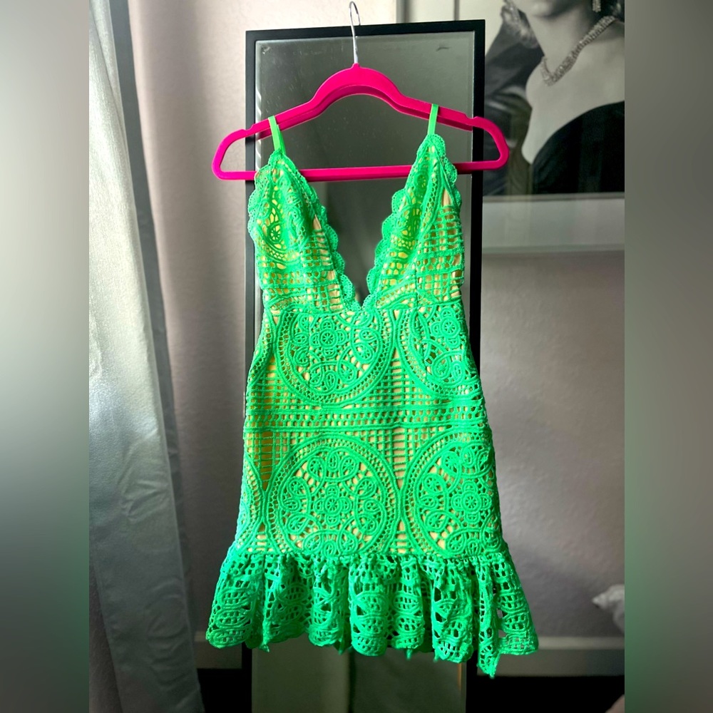 Gorgeous Pretty Little Things Green Mini Dress Size 2 NEW with tags